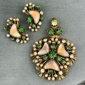 Incredible VINTAGE Florenza Set Earrings, Pendant Green Rhinestone 60s Moonglow